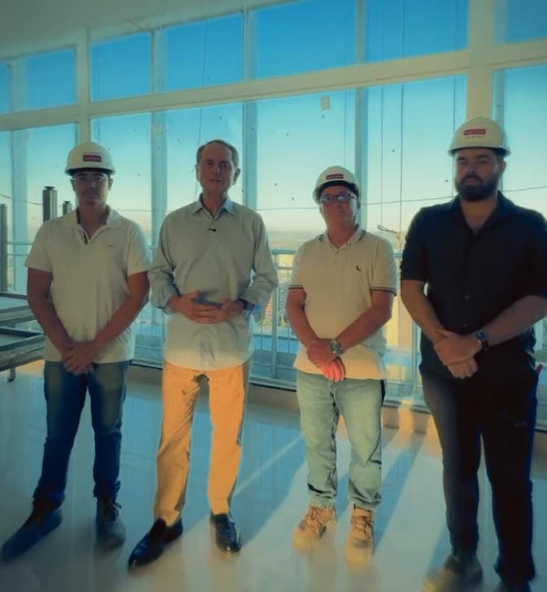 Paulo Octávio Resgatando patrimônios Históricos de Brasília